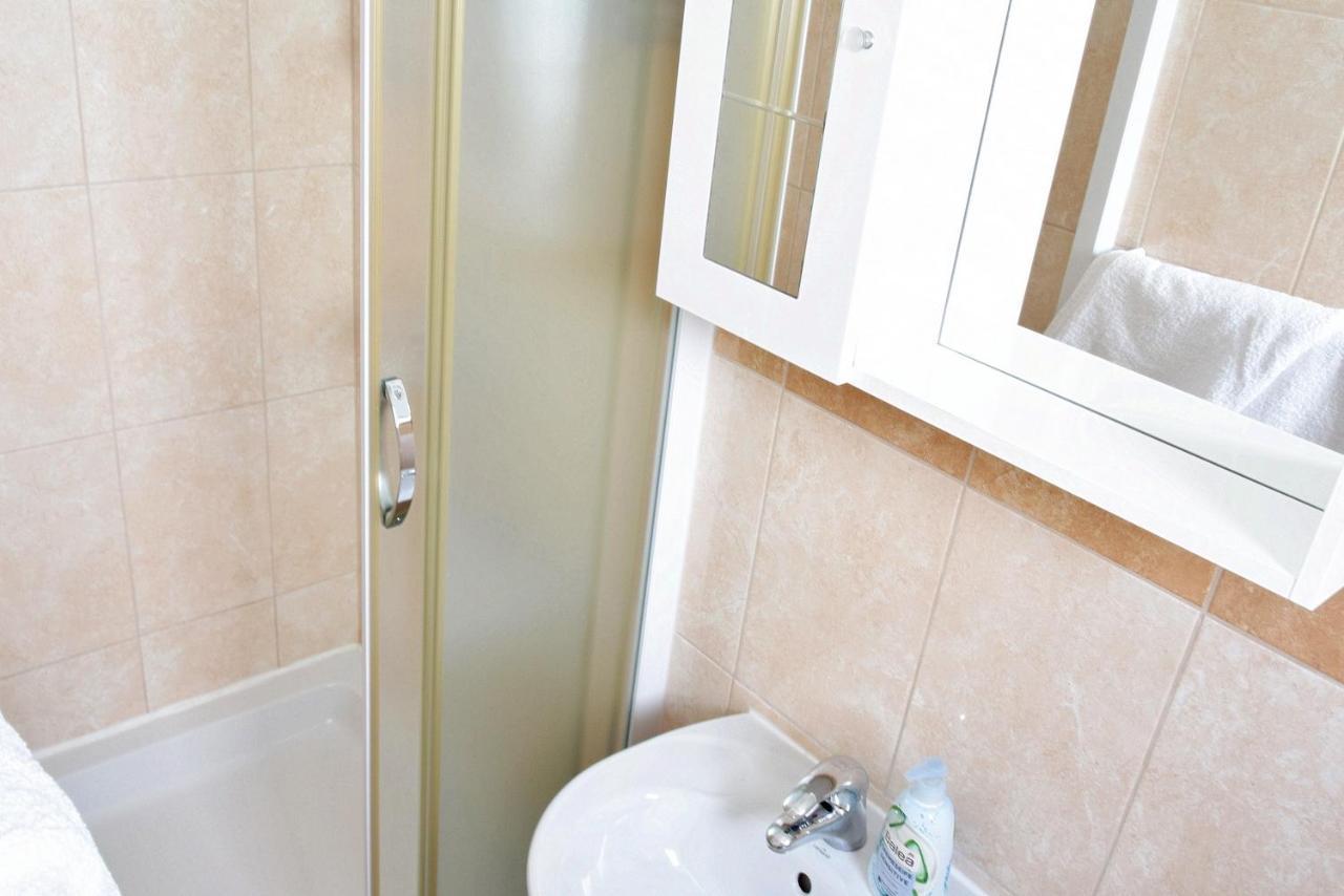 Rooms Vilma Close To Rab City Palit Luaran gambar